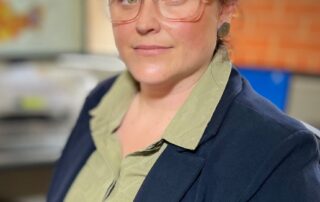 kim-lost-part-of-her-hearing-after-catching-covid.-she-hopes-sharing-her-experience will-raise awareness
