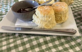 at-this-caravan-park-in-south-australia,-arrivals-are-greeted-with-warm-scones