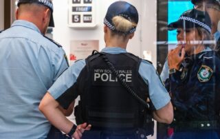 man-accused-of-stabbing-service-nsw-worker-poses-risk-to-prison-officers,-court-told