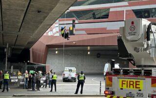 climate-change-protesters-cause-lengthy-traffic-delays-in-adelaide-cbd