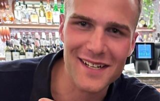 sydney-entrepreneur-detained-in-nt-after-allegedly-attempting-to-flee-overseas-with-illegal-passport