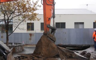 sinkhole-may-link-to-underground-mount-gambier-passages