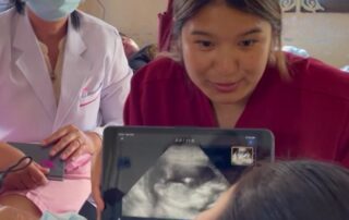‘a-real-gift’:-the-australian-volunteers-delivering-free-pregnancy-ultrasounds-in-cambodia