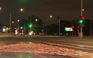 road-reopened-after-chicken-parts-spilled-from-truck-in-adelaide’s-north