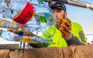 australia’s-container-deposit-schemes-are-growing,-but-navigating-them-can-be-confusing