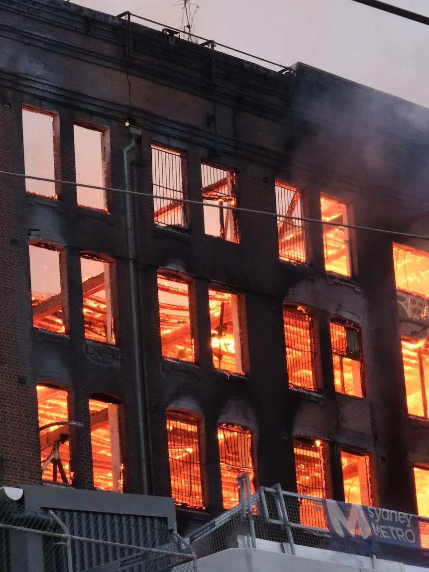 two-13yo-boys-charged-over-sydney-inferno-that-destroyed-heritage-listed-building