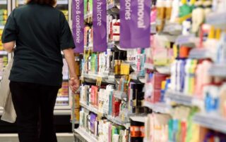 supermarkets-roll-out-high-tech-to-catch-shoplifters-as-cost-of-living-pressures-bite