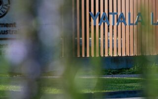 man-who-bribed-prison-staffer-to-smuggle-drugs-to-jailed-brother-sentenced-to-home-detention