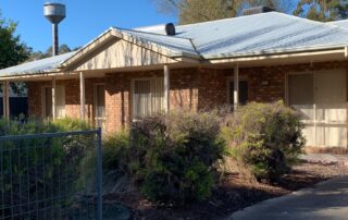 there’s-a-housing-crisis-in-this-region-but-police-leave-this-home-vacant