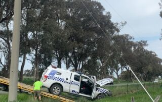 armed-man-on-the-run,-police-car-loses-control-and-rolls-near-shepparton