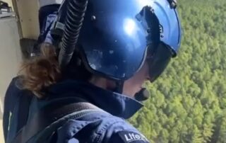 queensland-police-searching-for-two-teenagers-who-fled-crash-involving-stolen-vehicle