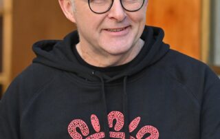 prime-minister-calls-for-‘respectful’-debate-after-protesters-target-no-campaign-event