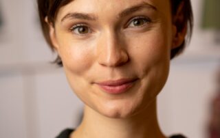 australian-film-star-to-take-lead-role-in-stage-production-of-bestselling-novel