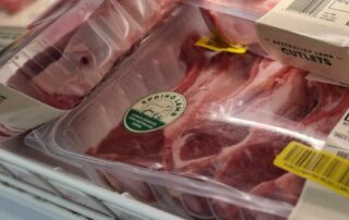 why-are-consumers-missing-out-as-lamb-prices-plummet-at-the-saleyards?