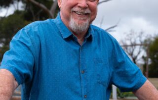 bruce-felt-isolated-after-his-dementia-diagnosis,-now-he’s-helping-to-break-the-stigma-for-others