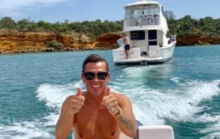‘smooth-talking’-conman-jailed-after-blowing-investors’-money-on-helicopters,-yachts-and-race-cars