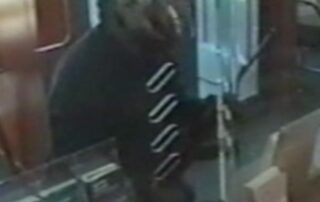 alleged-‘bicycle-bandit’-robbed-banks-while-battling-cancer,-sa-court-hears