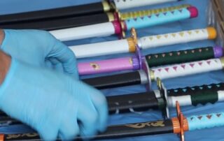 police-seize-hundreds-of-weapons-at-collectables-stores-in-melbourne’s-south-east