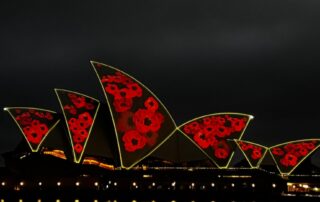 crowds-gather-across-australia-to-honour-the-fallen-on-remembrance-day