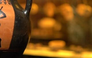the-story-behind-a-stolen-2,500-year-old-vase