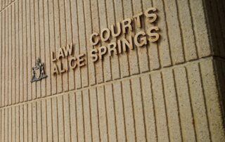troubled-nt-legal-aid-agency-suspends-all-new-criminal-cases-in-alice-springs