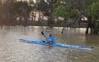 man-breaks-record-for-fastest-kayak-down-2,287km-murray-river,-with-no-entertainment