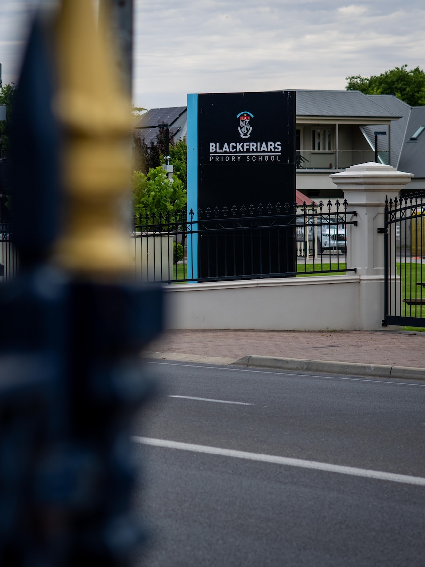 Adelaide school sent into lockdown, as police searched for man who