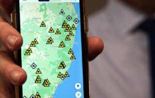 travelling-this-summer?-you’ll-likely-need-multiple-apps-to-stay-across-emergency-warnings