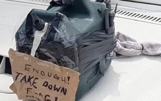 sydney-man-vows-to-continue-flying-palestinian-flag-despite-‘terrifying’-bomb-threat