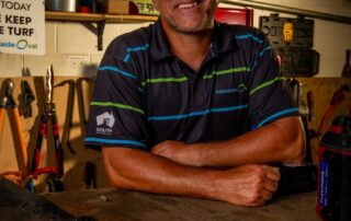 what’s-in-a-turf?-the-‘dark-art’-of-curating-one-of-australia’s-top-cricket-pitches