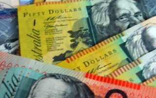 as-it-happened:-australians-are-hoarding-cash-and-so-are-criminals,-says-rba