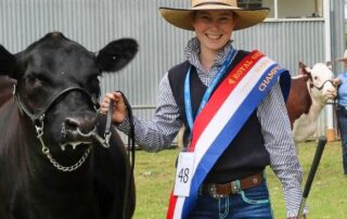 for-these-young-angus-handlers,-often-their-biggest-competition-is-their-own-siblings