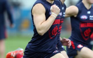 country-footy-club-hopes-afl-star’s-homecoming-can-break-50-year-premiership-drought