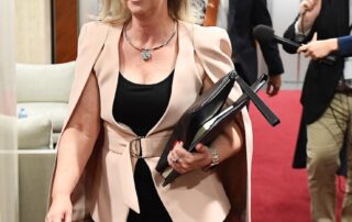 eight-months-out-from-the-queensland-election,-labor’s-departure-lounge-is-filling-up