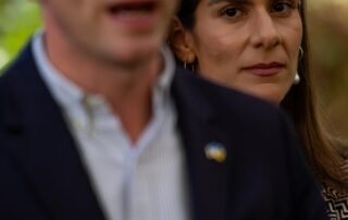 does-mud-stick-or-slide-off?-either-way,-dirt-is-flying-in-the-battle-for-dunstan