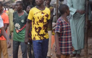 gunmen-kidnap-more-than-200-students-from-school-in-nigeria,-teacher-says