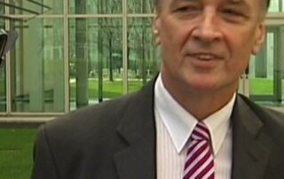 craig-emerson-sings-‘no-whyalla-wipe-out’