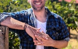 grape-grower-by-day,-dj-by-night:-the-‘blockie’-who’s-played-the-same-festivals-as-the-prodigy