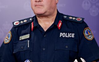 more-arrests-over-alice-springs-unrest-as-youth-curfew-continues