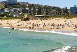five-parcels-believed-to-contain-cocaine-wash-up-on-two-beaches-in-sydney’s-north