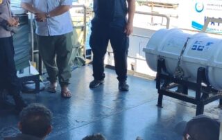 indonesian-police-name-suspected-people-smugglers-after-intercepting-boat-headed-to-australia