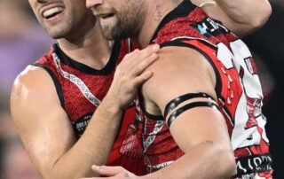 bombers-hold-off-tenacious-tigers-to-win-tense-dreamtime-at-the-‘g