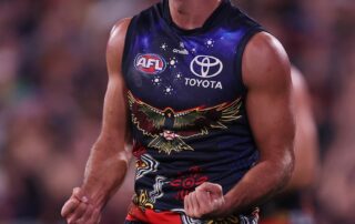 crows-put-on-a-clinic-against-eagles-as-demons,-hawks-celebrate-wins