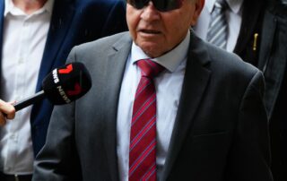 ex-afl-hall-of-famer-barry-cable-pleads-not-guilty-to-child-sexual-abuse-charges