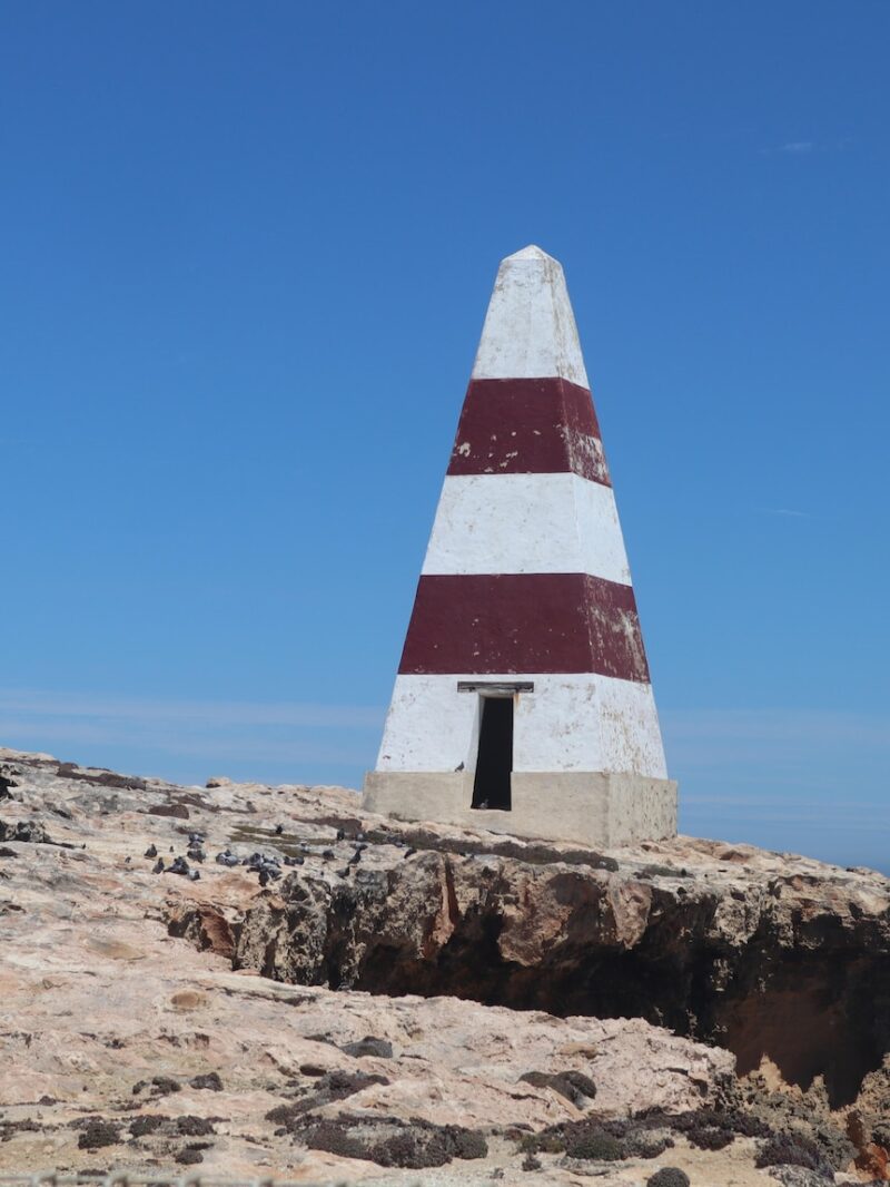 Council decides to leave Robe's famous obelisk at the mercy of the sea ...
