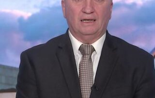 barnaby-joyce-voices-support-for-julian-assange