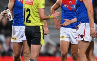 umpiring-standard-as-good-as-ever,-says-afl-boss