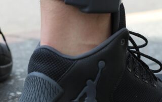 opposition-proposes-ankle-bracelets-for-those-accused-of-‘serious-offences’-on-bail-in-the-act