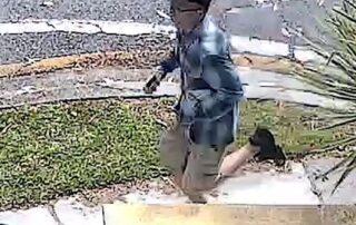 live-moment:-police-seeking-man-after-boiling-coffee-was-thrown-at-baby-in-brisbane-park