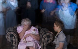 christine’s-photographs-captured-‘invisible’-mental-illness.-then-she-had-her-own-breakdown